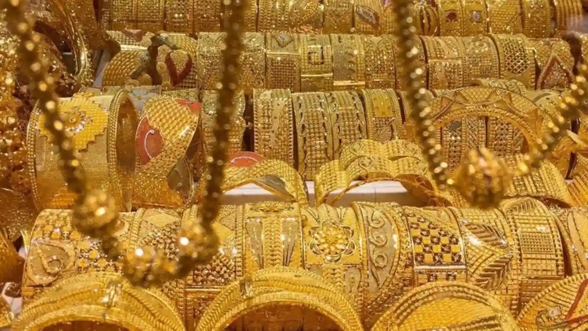 Gold Rate Today Kerala, 22 Carat Gold Price, Import Duty Hike, Investment Tips Malayalam, Business News Kerala.