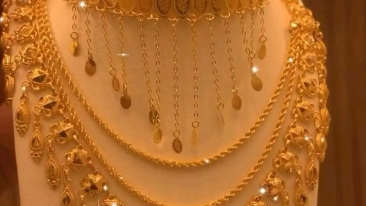 സ്വര്ണം വാങ്ങാന് സമയമായോ എന്ന്, Kerala Gold Rate Drop Today, Three Days Gold Price Decrease, Global Market Trump Crude Oil Impact, Light Weight Jewellery Booking Kerala.