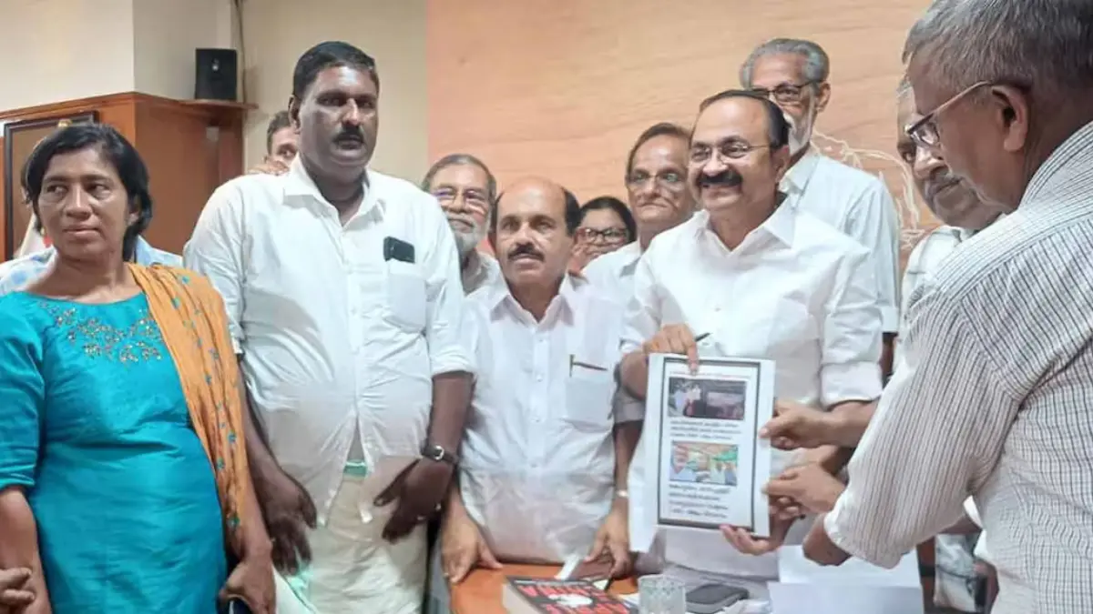 സിൽവർലൈൻ പദ്ധതി റദ്ദാക്കണമെന്ന്, K Rail Project Cancellation Kerala, CM VD Satheesan Silverline Petition, Janakiya Samiti Protest Memorandum, Kerala Infrastructure Land Acquisition News