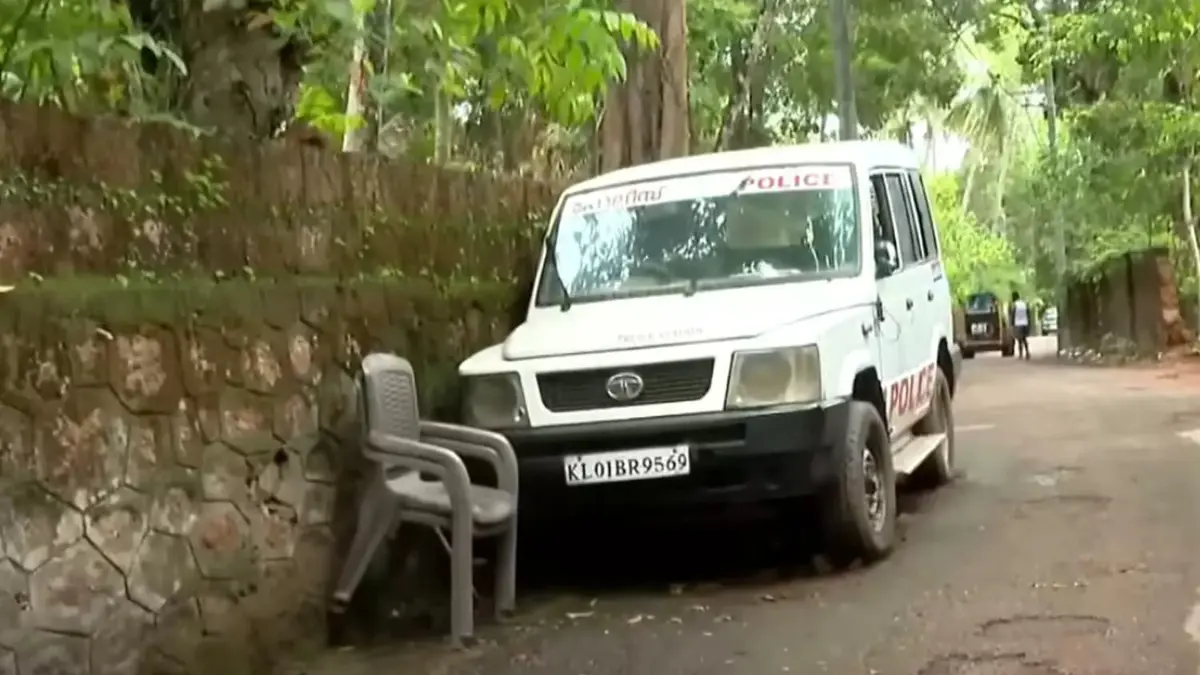 പിണറായി വിജയന്റെ വീടിന് കാവൽ നിൽക്കുന്ന പോലീസുകാർ, പിണറായി വിജയൻ, പോലീസ് സുരക്ഷ, കണ്ണൂർ വാർത്തകൾ, കേരള പോലീസ്, Pinarayi Vijayan House, Police Security Issue, Kannur News, Kerala Police Struggles