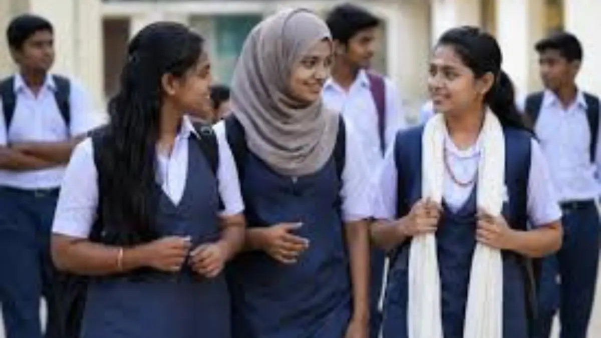 പ്ലസ് വൺ പ്രവേശനം 2026, വി ഡി സതീശൻ സർക്കാരുത്തരവ്, ഹയർസെക്കൻഡറി സീറ്റ് വർദ്ധനവ്, മലബാർ പ്ലസ് വൺ ബാച്ചുകൾ, കേരള വിദ്യാഭ്യാസ വാർത്തകൾ