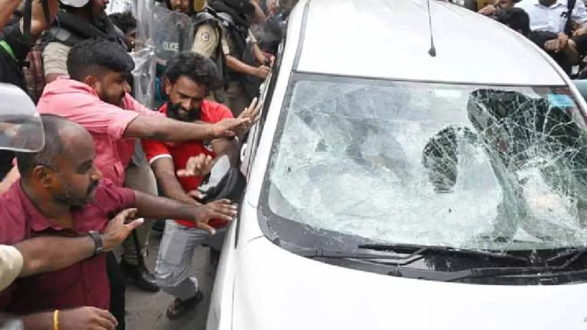 ഇ ഡി ഉദ്യോഗസ്ഥർക്ക് നേരെയുണ്ടായ आक्रमणം, തിരുവനന്തപുരം ഇഡി റെയ്ഡ്, ഡിവൈഎഫ്ഐ നേതാവ് അറസ്റ്റ്, ഇന്റലിജൻസ് സുരക്ഷാ വീഴ്ച, കേരള ക്രൈം വാർത്തകൾ