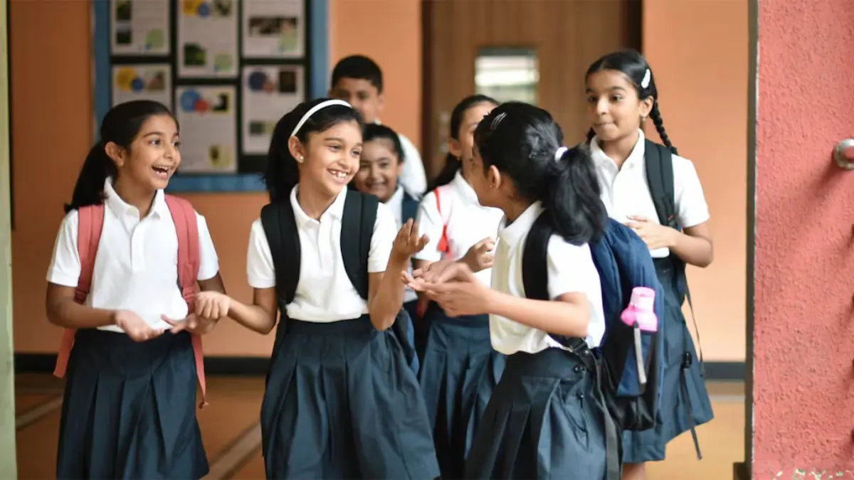 സ്കൂളുകൾ നാളെ തുറക്കും, പ്രവേശനോത്സവം, കേരള പോലീസ്, സൈബർ സുരക്ഷ, വിദ്യാഭ്യാസ വാർത്തകൾ
