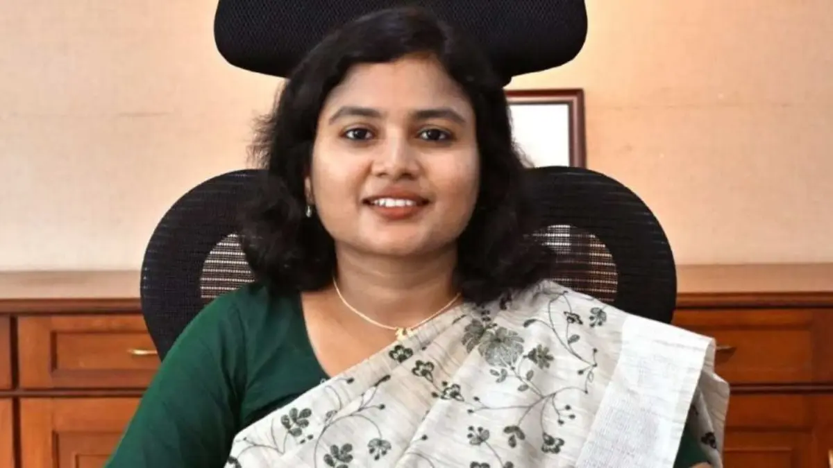 എറണാകുളം ജില്ലാ കളക്ടർ, ജി പ്രിയങ്ക ഐഎഎസ്, ലളിത ജീവിതം, പരിസ്ഥിതി ദിനം കേരളം, കോൺഷ്യസ് കൺസ്യൂമറിസം