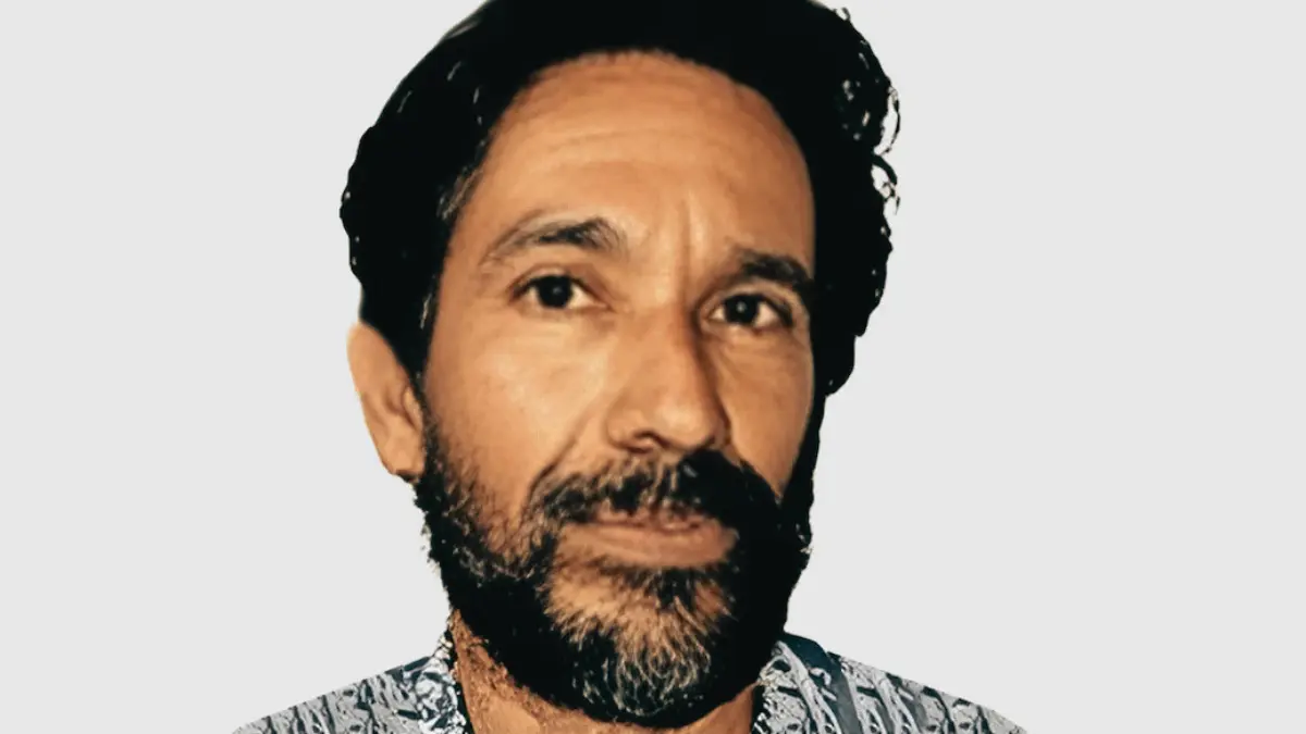 തൃപ്പൂണിത്തുറയിലെ അപകടത്തിൽപ്പെട്ട സ്ത്രീക്ക് വസ്ത്രം നൽകിയ ഷാജി