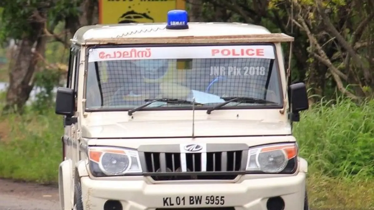 പൊലീസിനെ സാർ എന്ന് വിളിക്കണോ വേണ്ട; ഡിജിപിയെപ്പോലും വിളിക്കേണ്ടതില്ലെന്ന് നിയമം