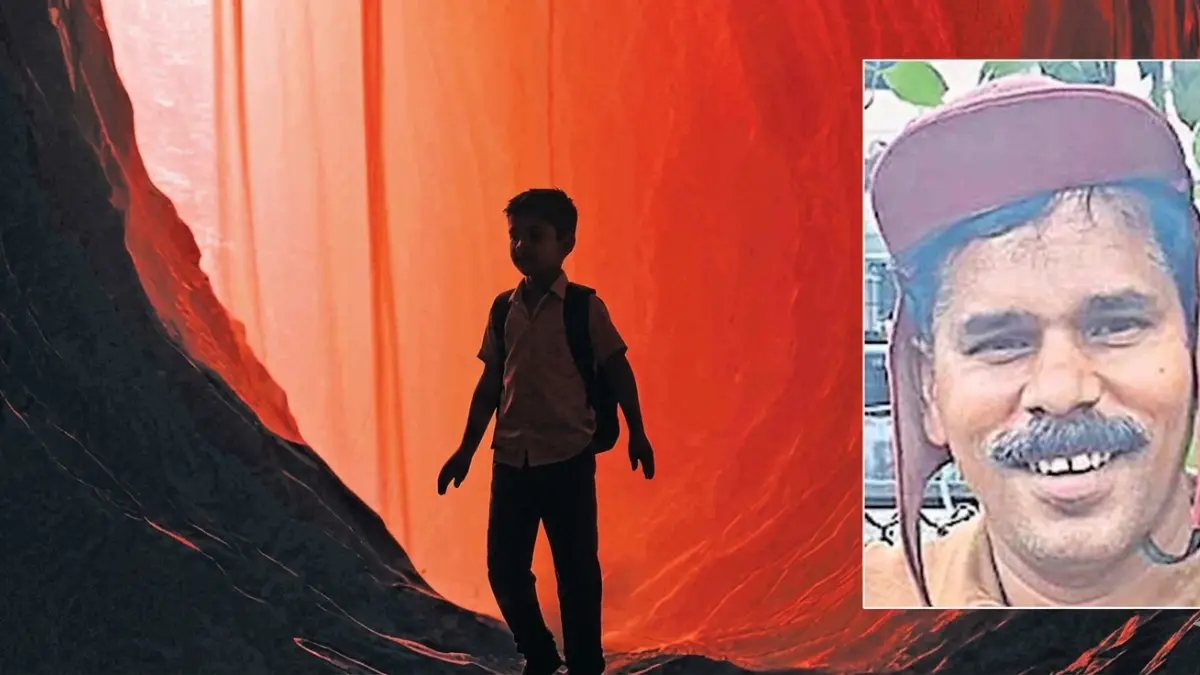രണ്ട് വയസ്സുകാരി തിരക്കേറിയ റോഡിലൂടെ