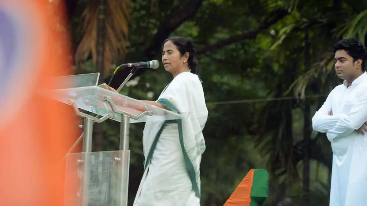തൃണമൂൽ ഓഫിസിൽ റെയ്ഡ്, അഭിഷേക് ബാനർജി, കൊൽക്കത്ത സിഐഡി റെയ്ഡ്, വ്യാജ ഒപ്പുകേസ് ബംഗാൾ, തൃണമൂൽ കോൺഗ്രസ് വാർത്തകൾ