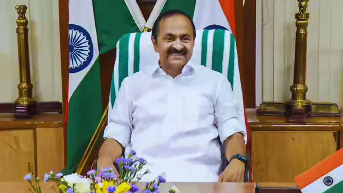 കെ.എസ്.ആർ.ടി.സിയിൽ വനിതകൾക്കുള്ള സൗജന്യ യാത്ര, പ്രിയദർശിനി പദ്ധതി കേരളം, കെഎസ്ആർടിസി സൗജന്യ യാത്ര, വി ഡി സതീശൻ പ്രഖ്യാപനം, കേരള ബസ് വാർത്തകൾ 2026