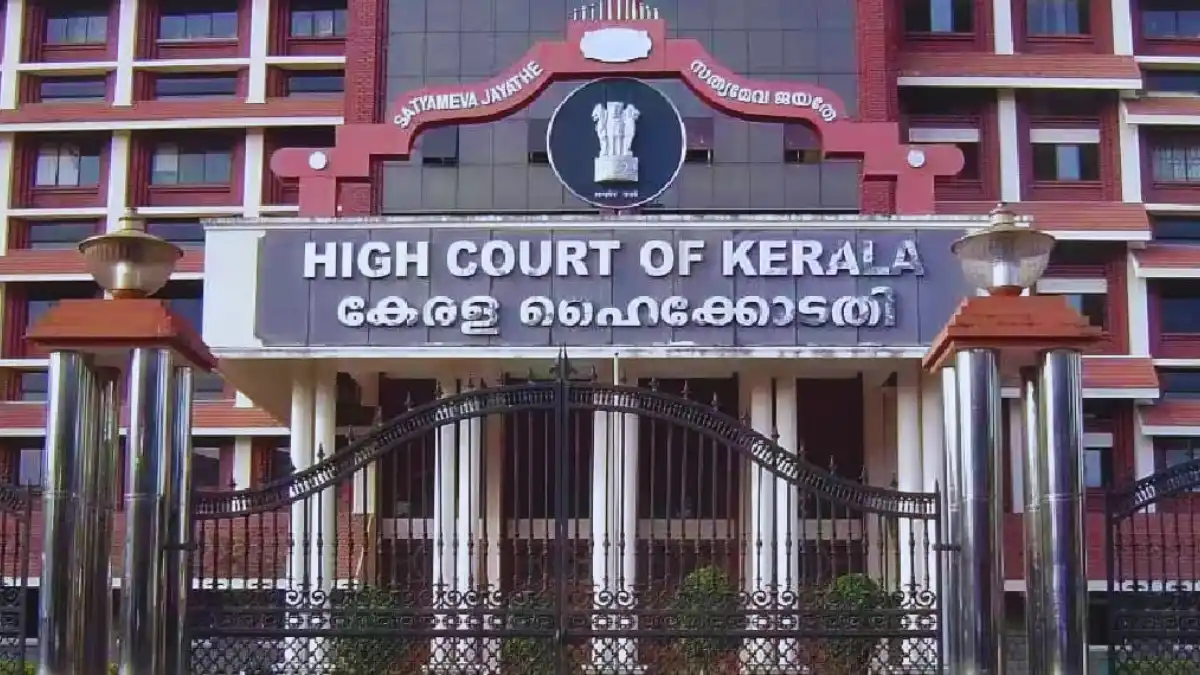 നടിയെ ആക്രമിച്ച കേസ്, മെമ്മറി കാർഡ് ചോർച്ച ഹർജി, കേരള ഹൈക്കോടതി ജഡ്ജി പിന്മാറ്റം, ജസ്റ്റിസ് കൗസർ എടപ്പഗത്ത്, അതിജീവിതയുടെ നിയമപോരാട്ടം