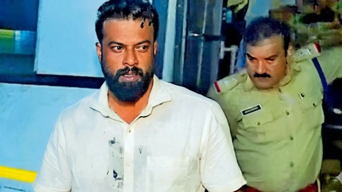 കാപ്പ (KAAPA) കേസിൽ ജയിലിൽ കഴിയുന്ന ബിജെപി കൗൺസിലർ ആർ.സുഗതന് ഹൈക്കോടതി ഇടക്കാല ജാമ്യം അനുവദിച്ചു.